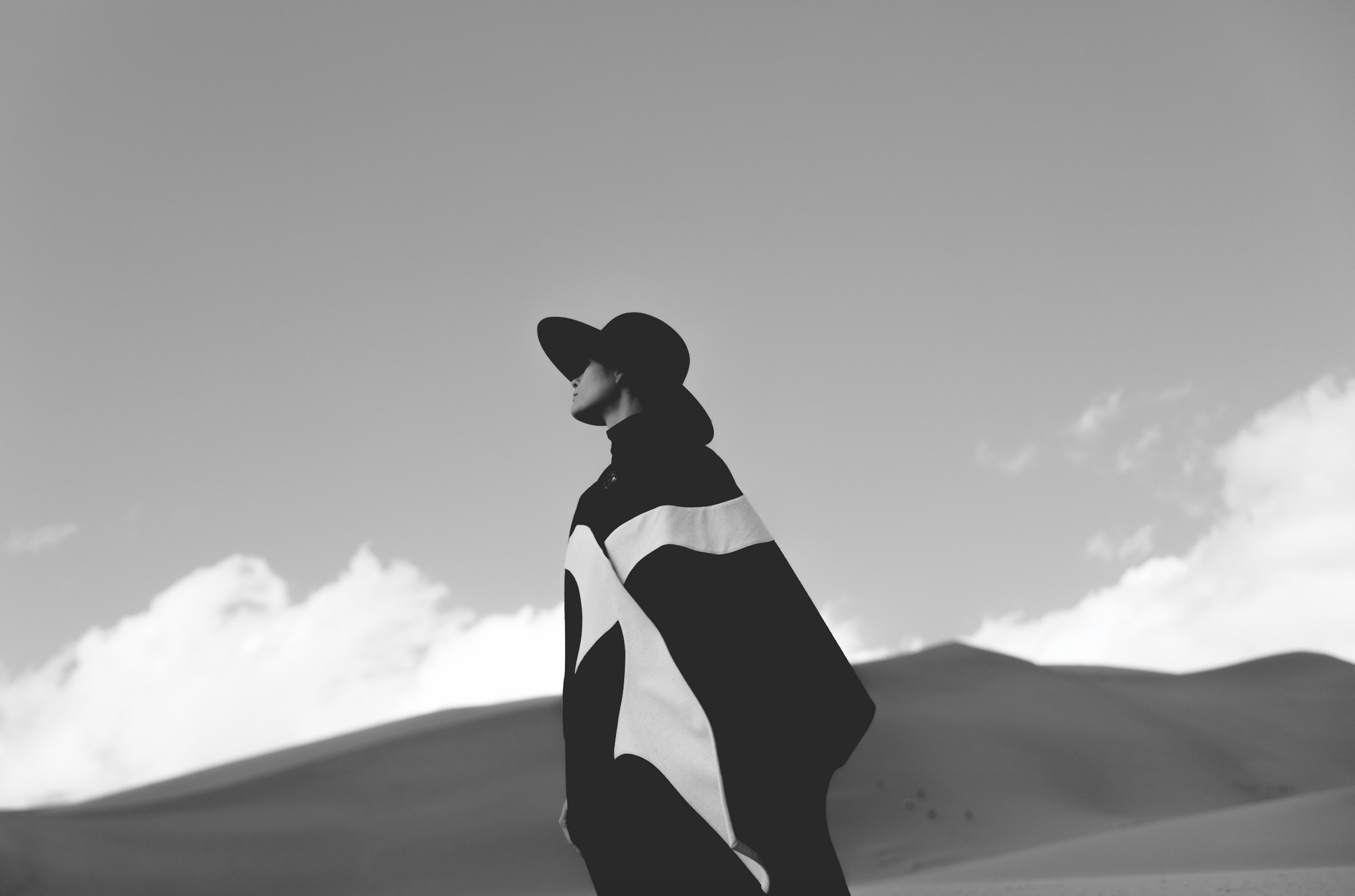 DISTANT DREAMER